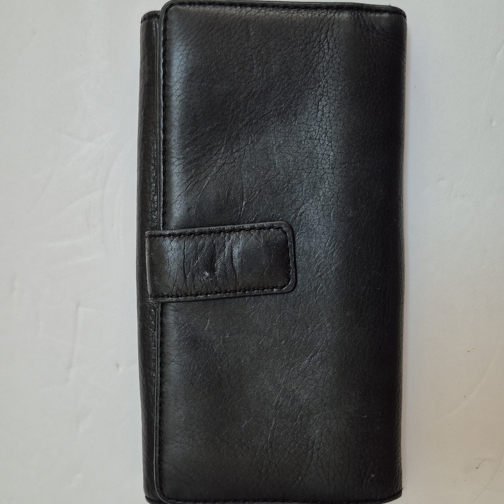 Michael Kors Black Leather Wallet Clutch - Picture 3 of 9